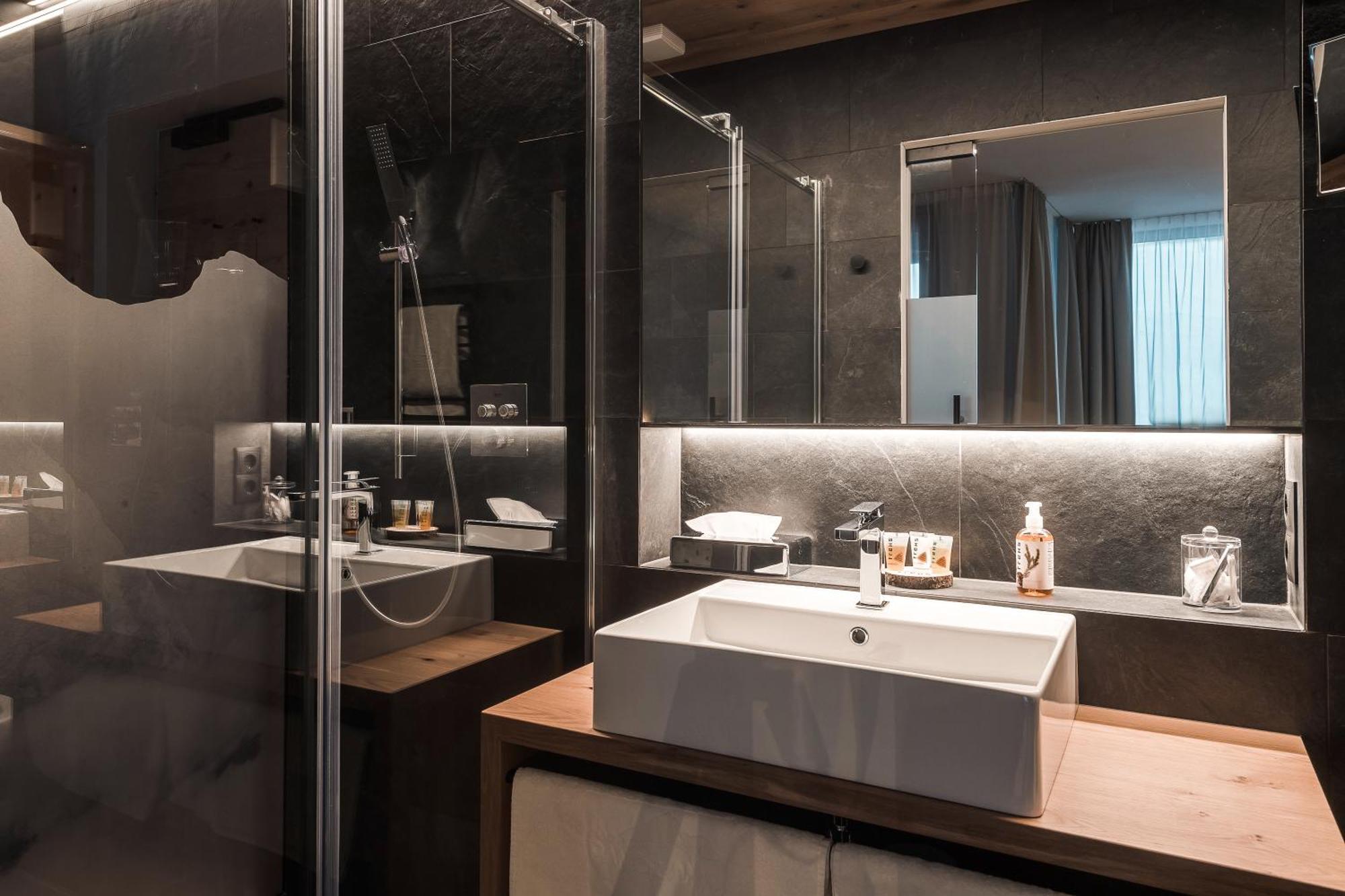 Hotel Panoramic Lotsch Sarentino Εξωτερικό φωτογραφία